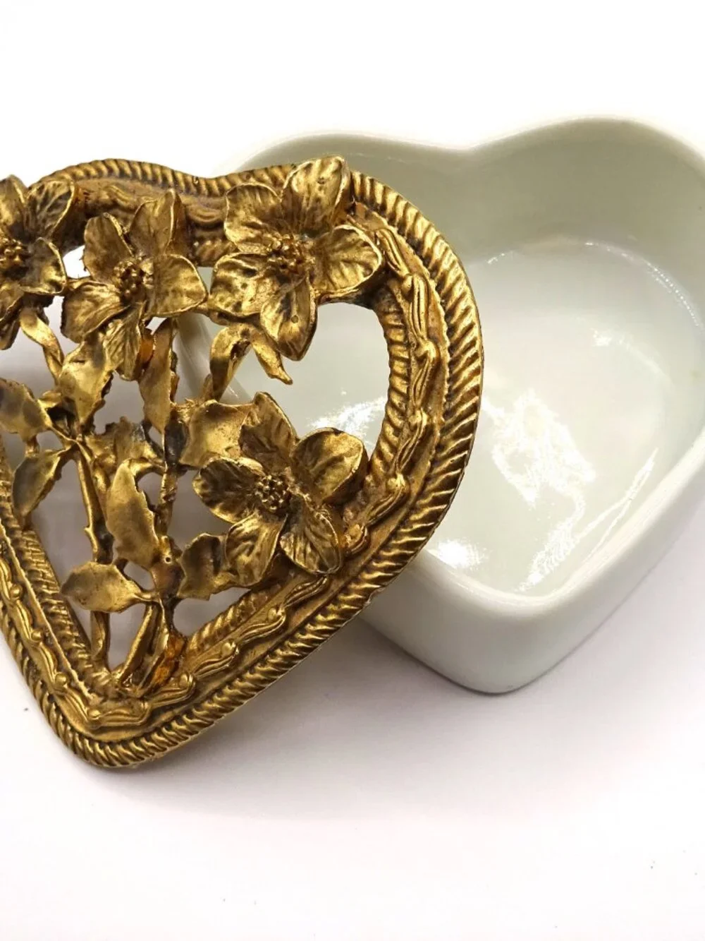 Vintage Heart Trinket Box Brass appearance Floral Filigree Lid W/ Porcelain Box